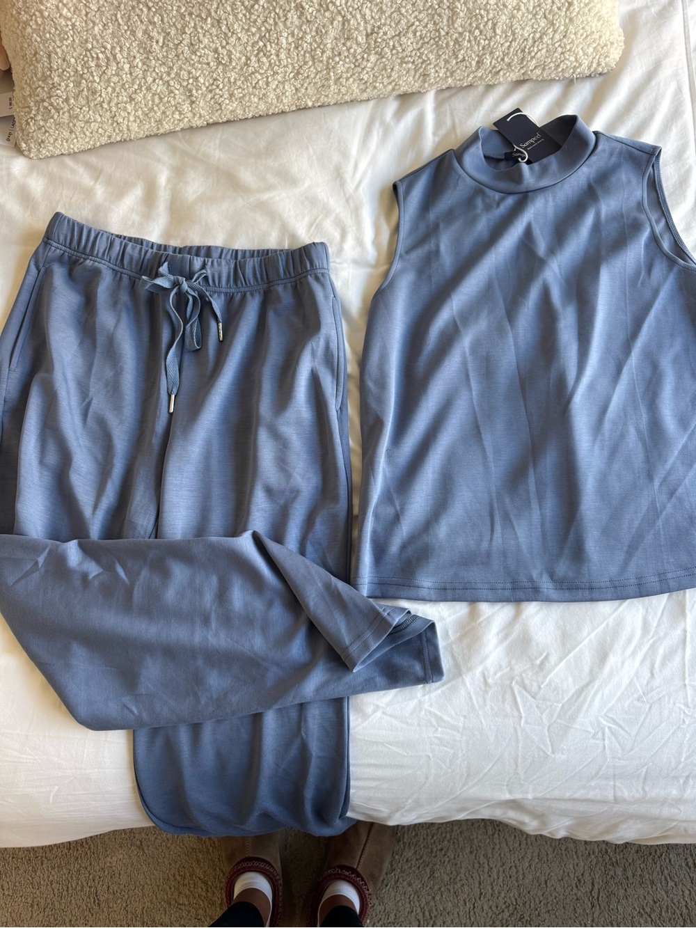 Sleeveless Mock Neck Tank and Drawstring Pants Set - Blue